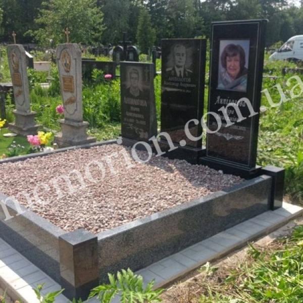 Благоустрій могил