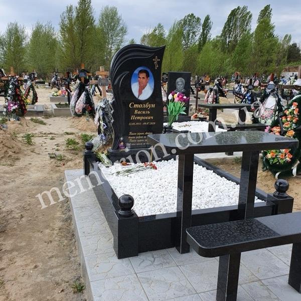 Одинарні памʼятники