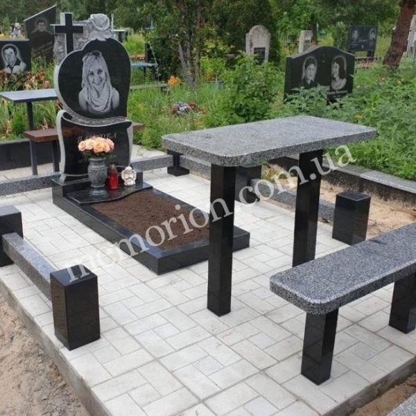 Одинарні памʼятники