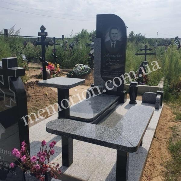 Одинарні памʼятники