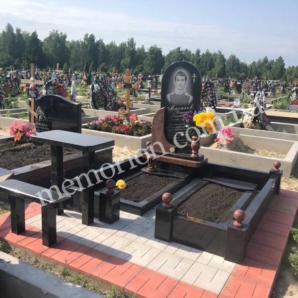 Подвійні пам’ятники